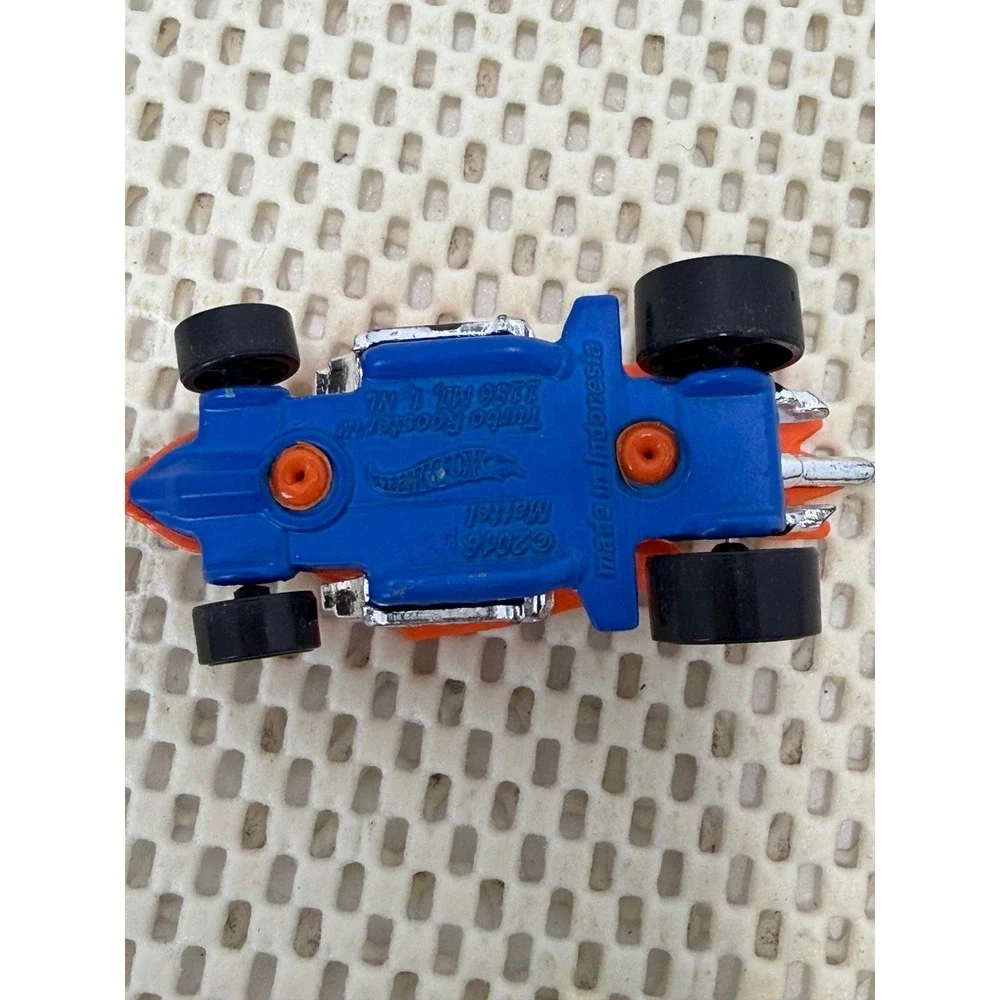 Hot Wheels Turbo Rooster Orange Blue 2016 Mattel Diecast Toy Car 1/64‎ Scale EUC